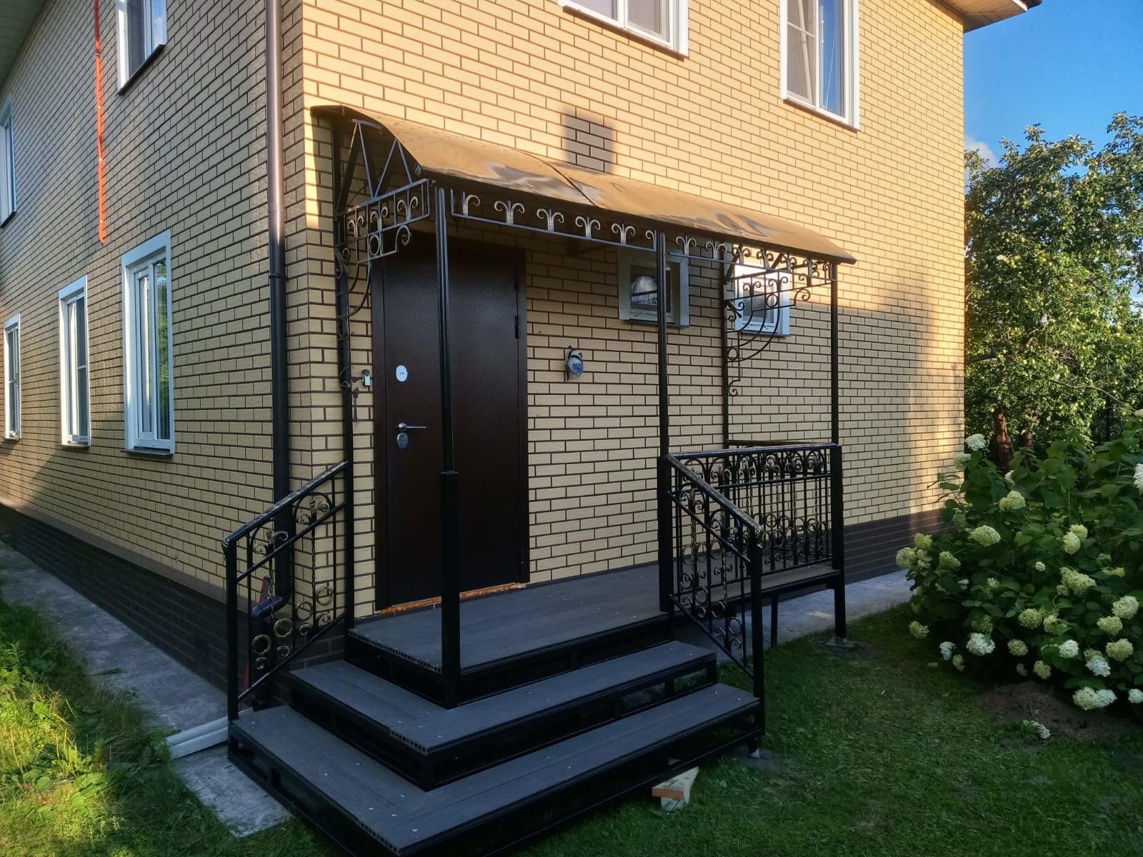 Крыльцо под ключ в Волоколамске